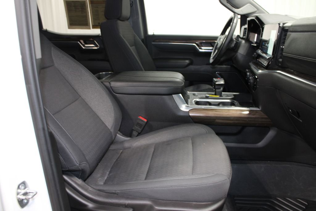 Used 2024 Chevrolet Silverado 1500 LT Trail Boss w/ Protection Package AWD/4WD image 31