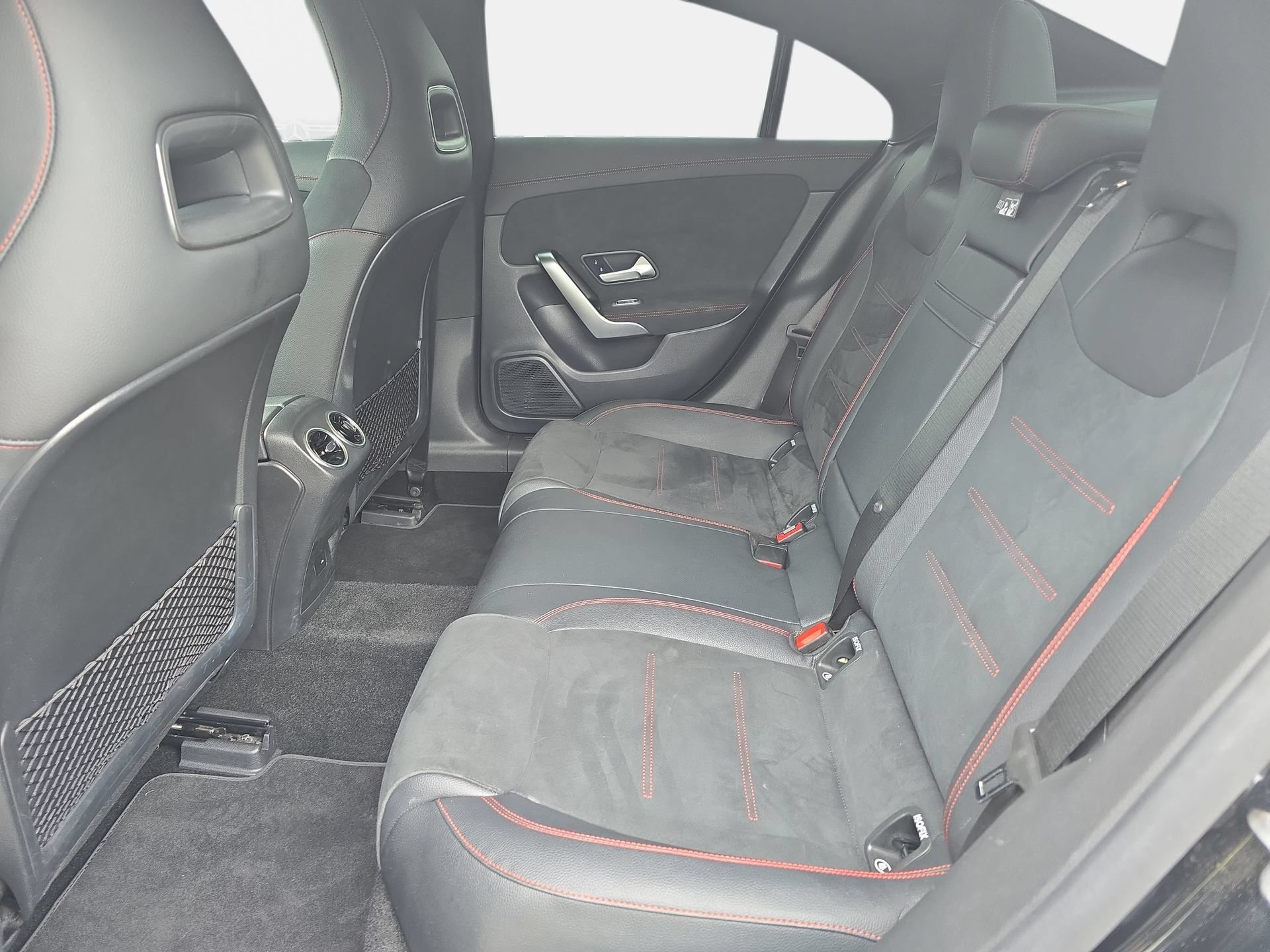 Used 2023 Mercedes-Benz CLA 250 4MATIC image 13