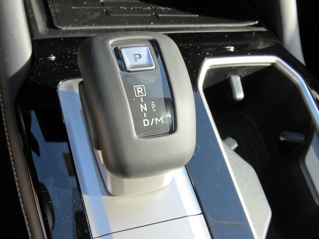 New 2026 Mitsubishi Outlander SE FWD image 19