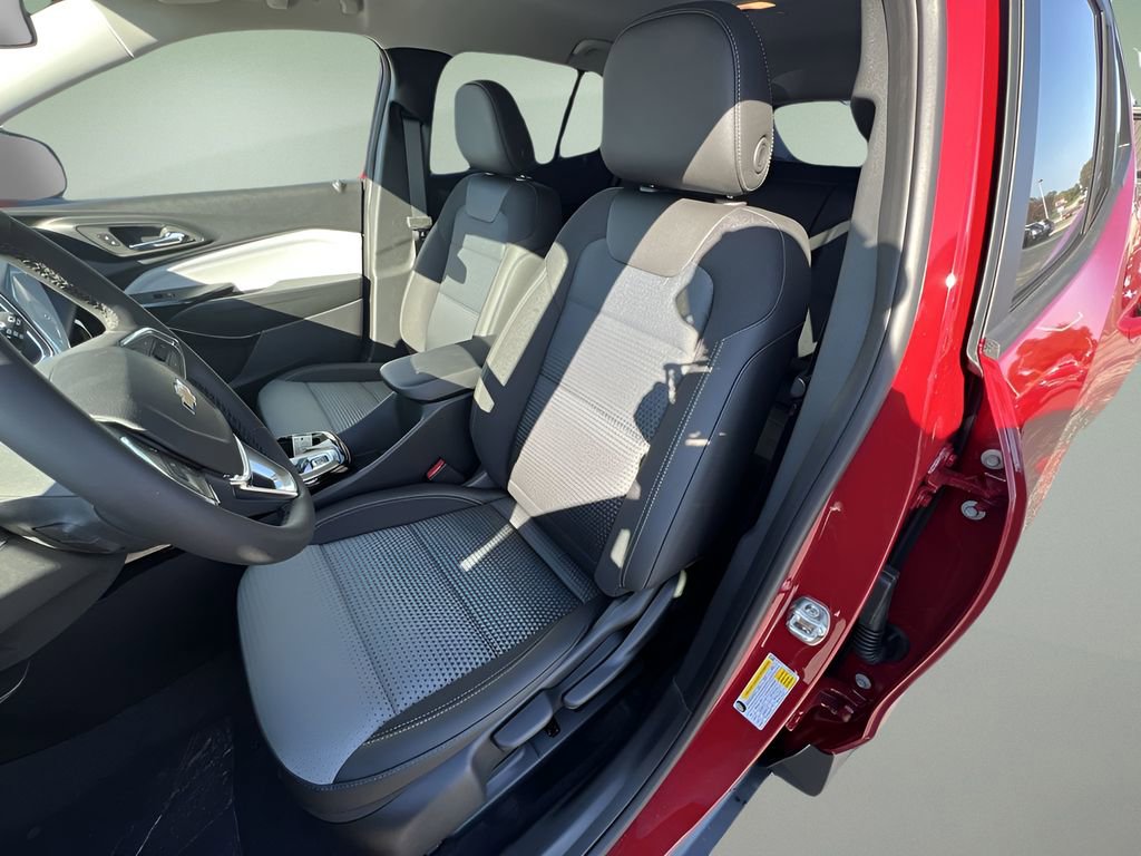 New 2026 Chevrolet Trax LT w/ Driver Confidence Package image 18