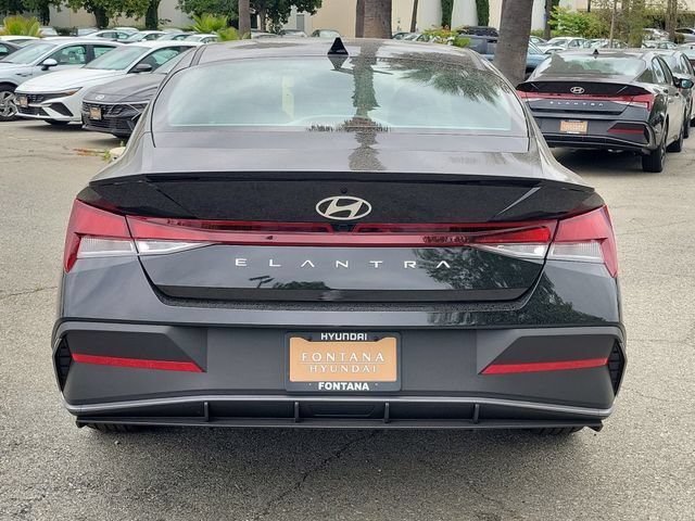 New 2026 Hyundai Elantra Sport FWD image 32