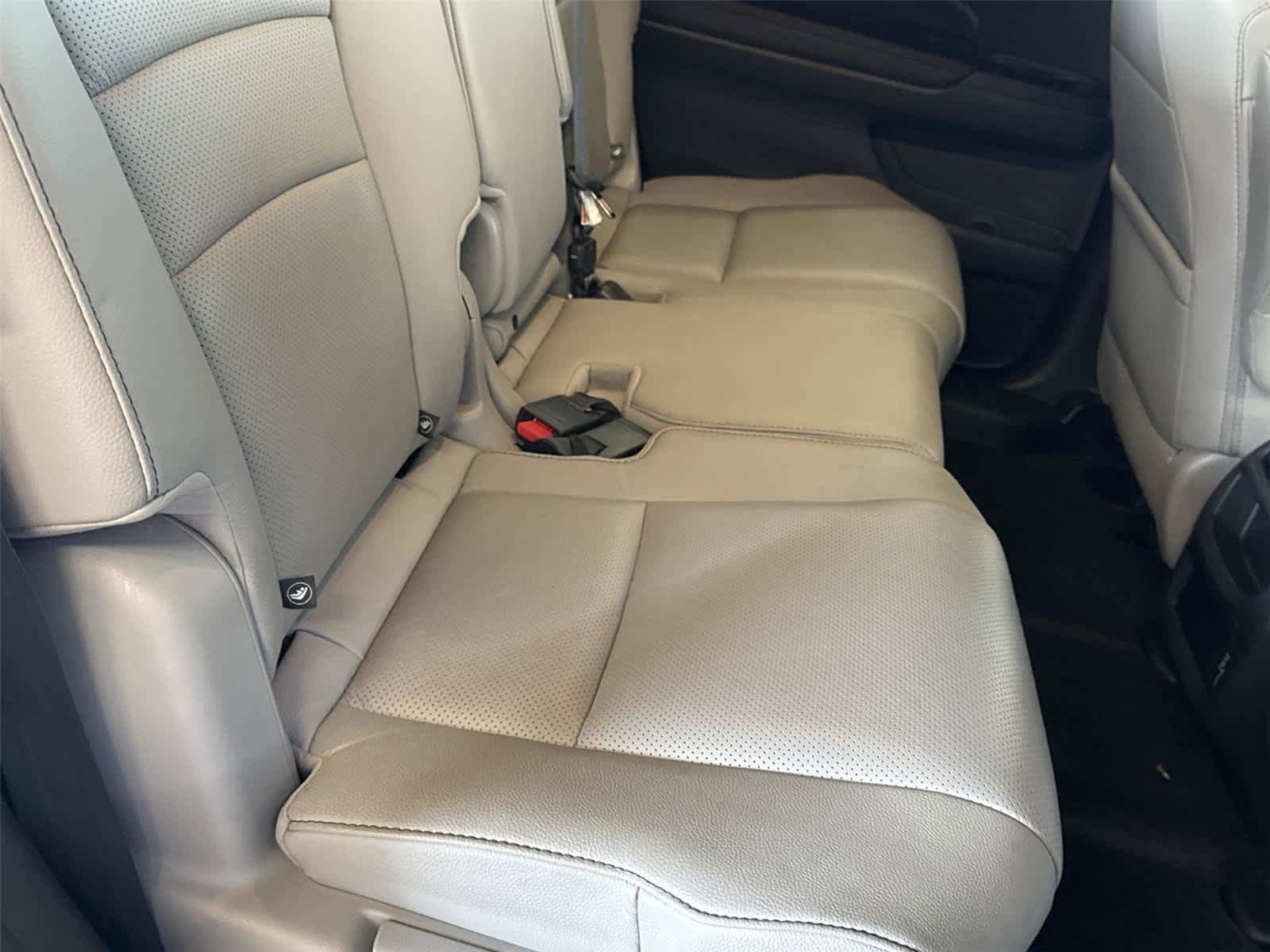 Used 2023 Honda Passport EX-L image 17