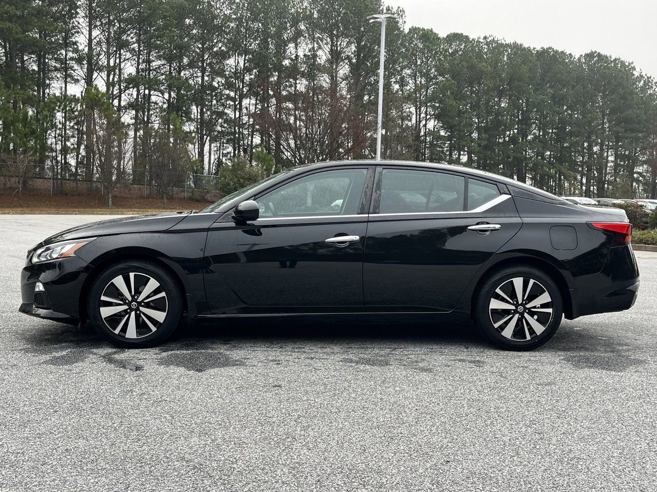 Used 2022 Nissan Altima 2.5 SV image 18