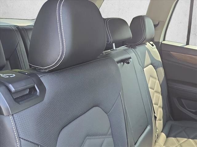 Certified 2024 Volkswagen Atlas SE FWD image 22