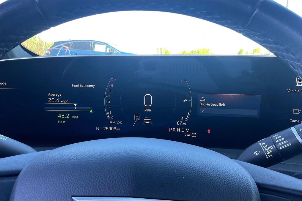 Used 2025 Cadillac XT4 Premium Luxury image 19