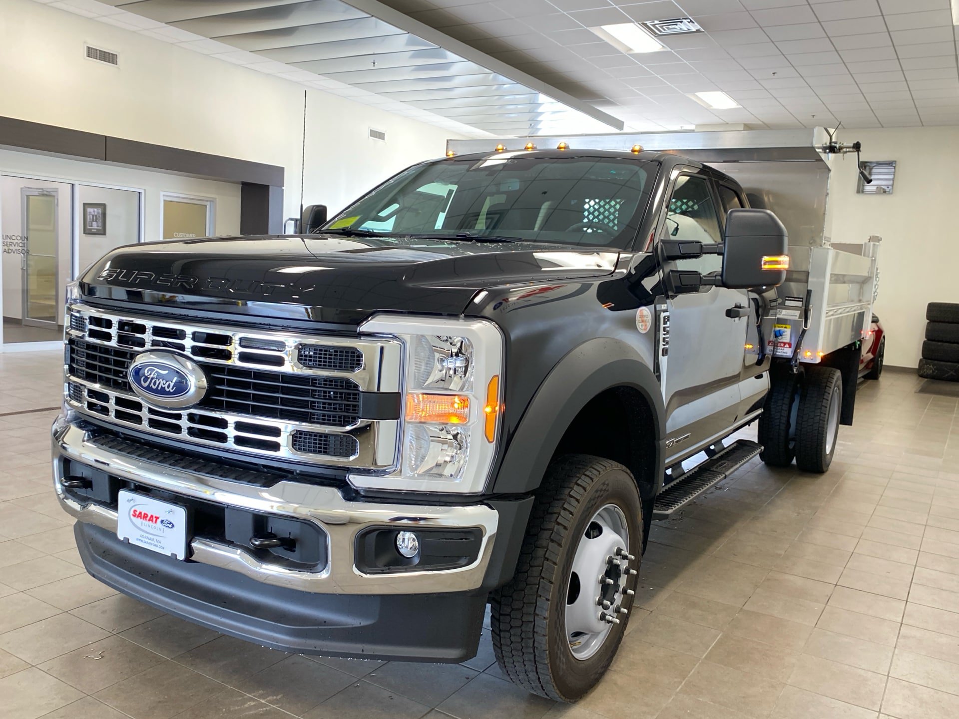 New 2026 Ford F550 4x4 Supercab Super Duty w/ XLT Value Package image 4