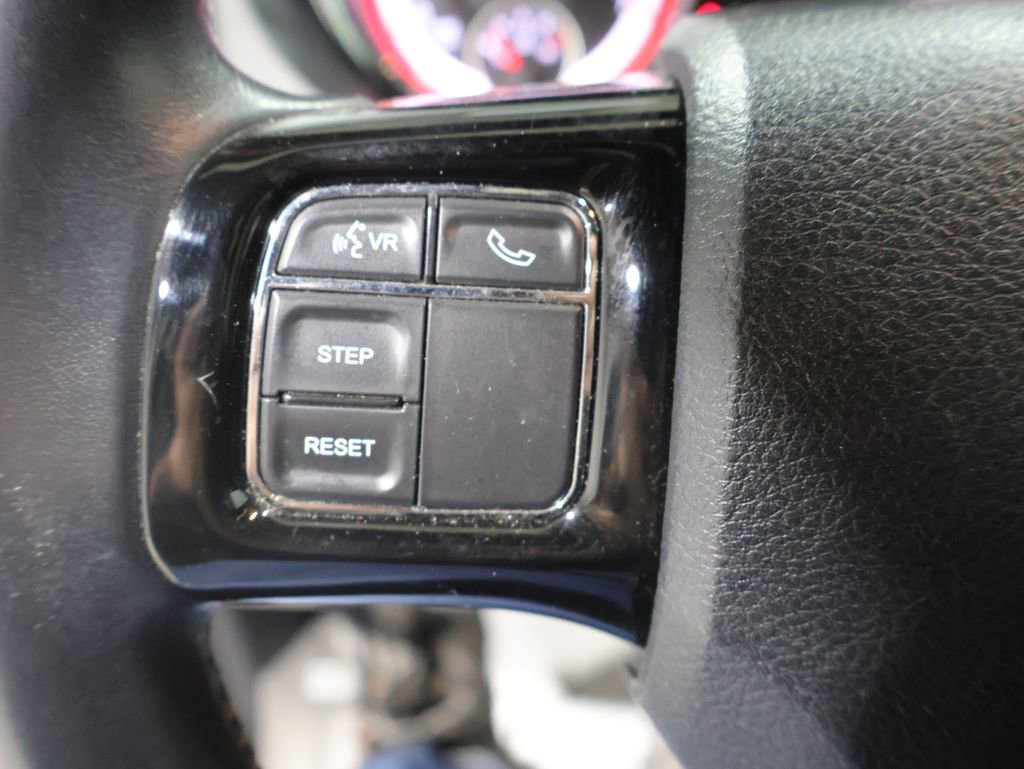 Used 2017 Dodge Grand Caravan SXT FWD image 29