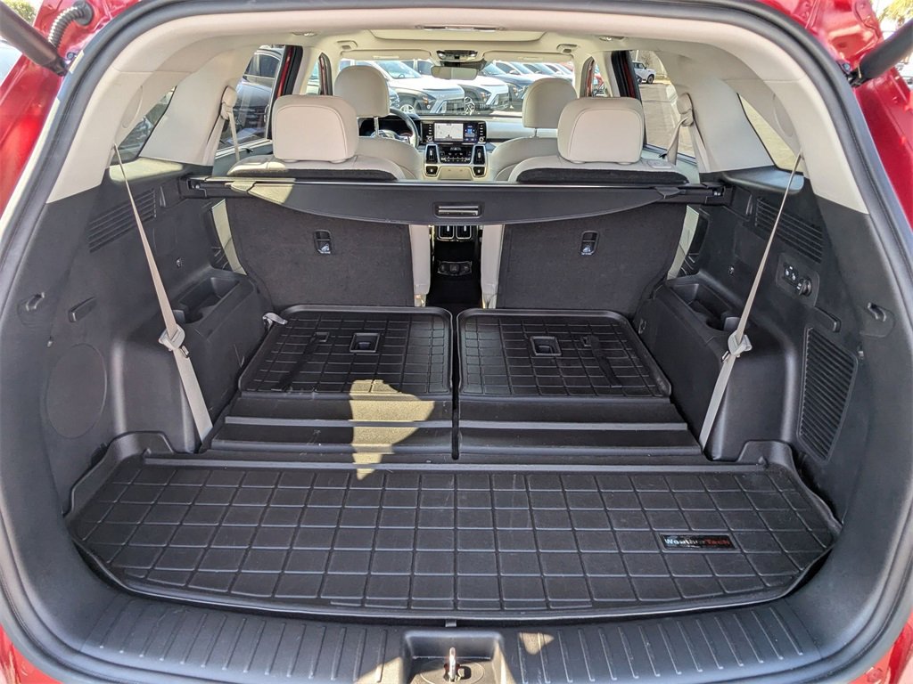 Used 2023 Kia Sorento SX Prestige w/ Panoramic Sunroof Package image 6