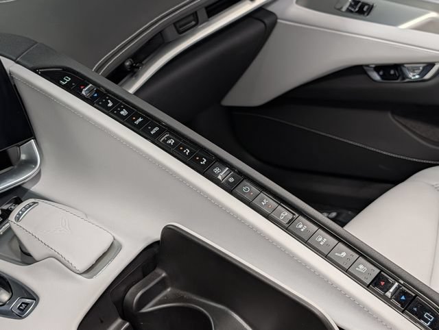 Certified 2021 Chevrolet Corvette Stingray Preferred Conv w/ Z51 Performance Package RWD image 32