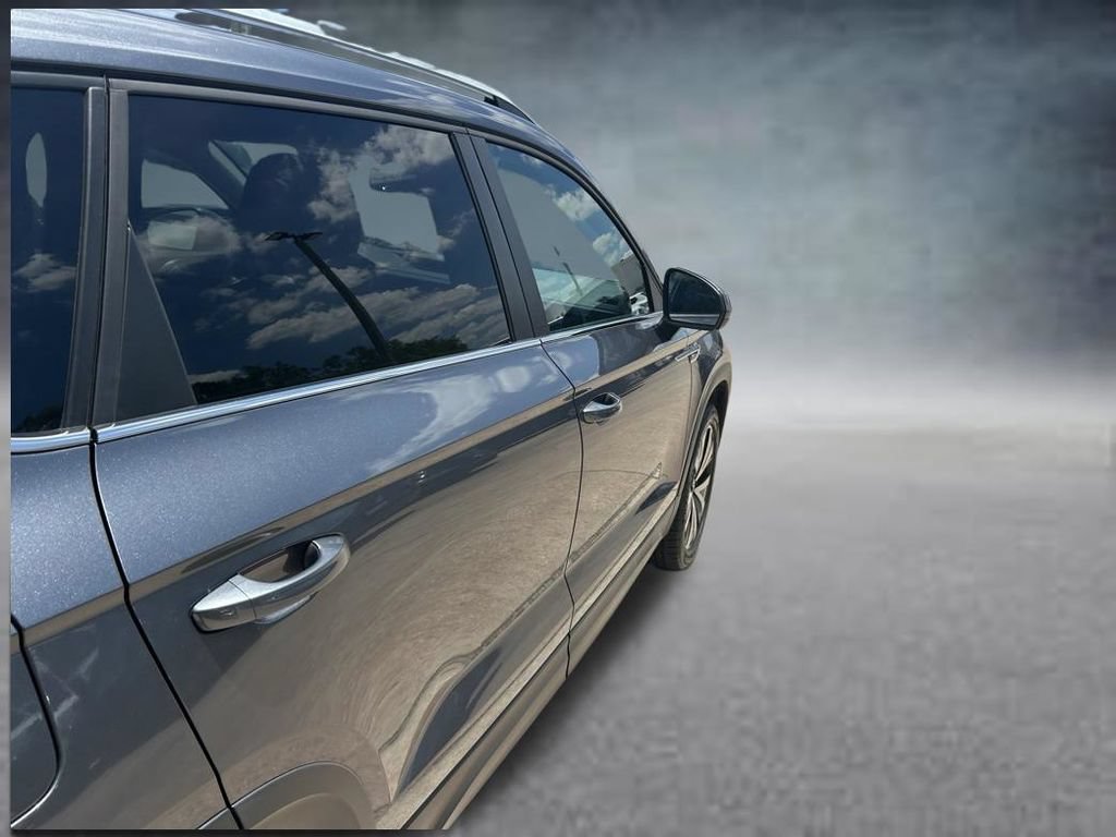Certified 2022 Volkswagen Taos SE AWD/4WD image 36