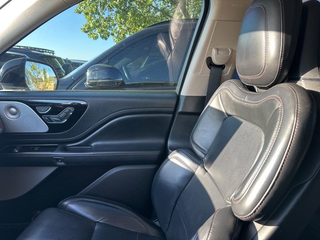 Used 2020 Lincoln Aviator Reserve w/ Equipment Group 202A image 20