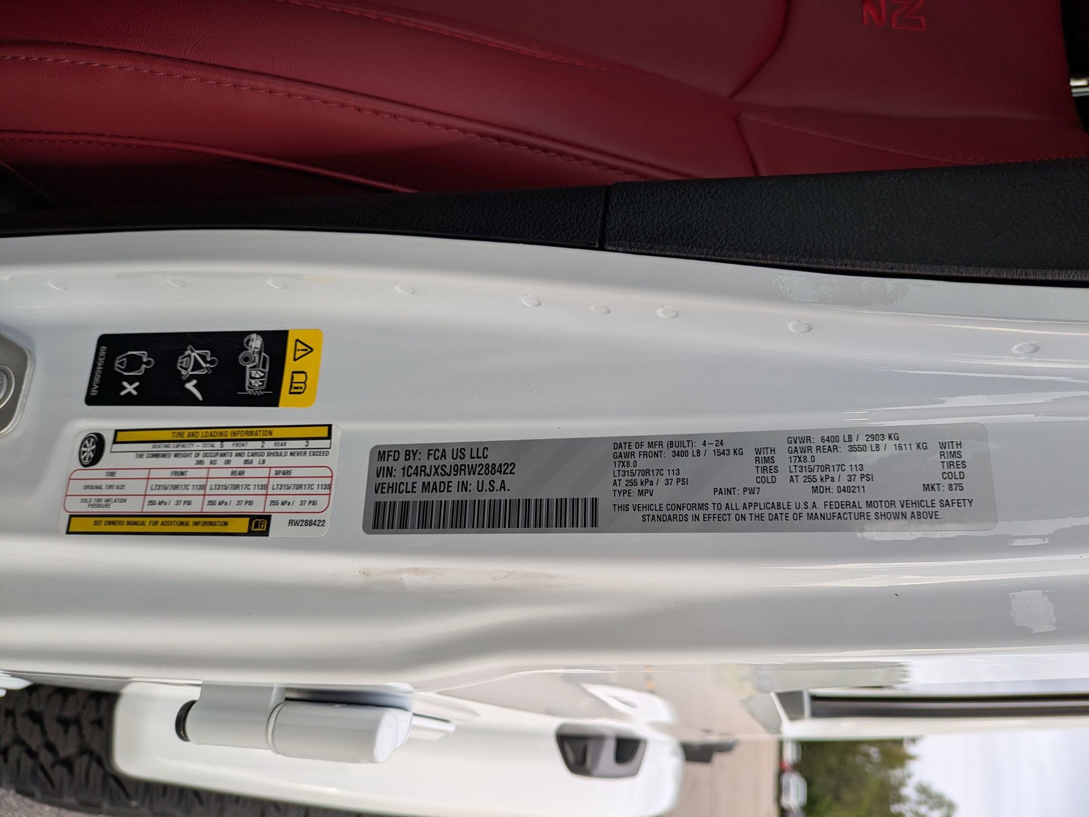 Used 2024 Jeep Wrangler Unlimited Rubicon 392 image 44