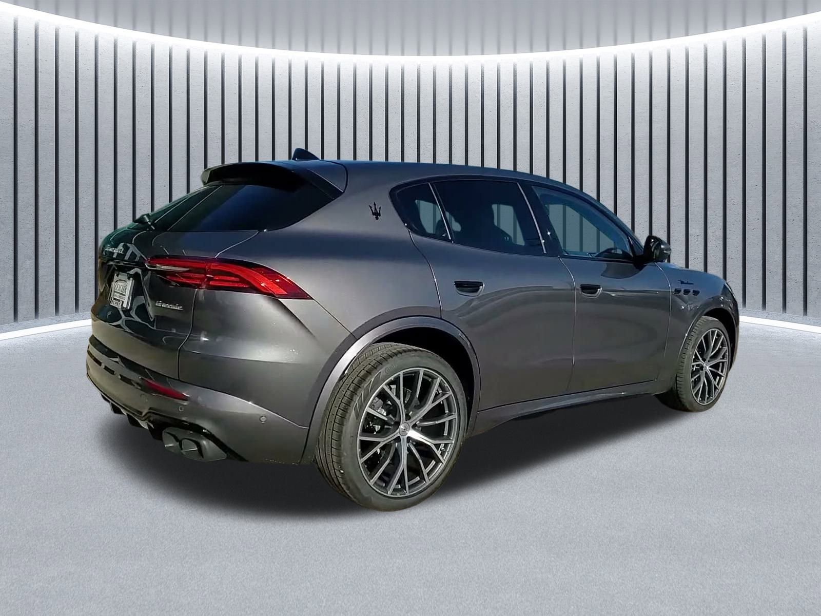 New 2026 Maserati Grecale Modena image 7