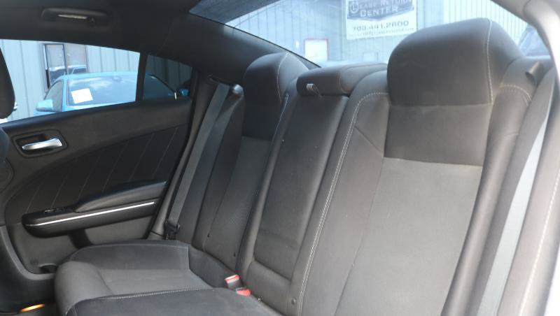 Used 2017 Dodge Charger R/T Scat Pack w/ Beats Audio Group RWD image 18