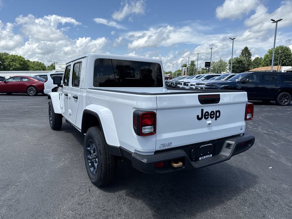 New 2026 Jeep Gladiator Sport AWD/4WD image 12