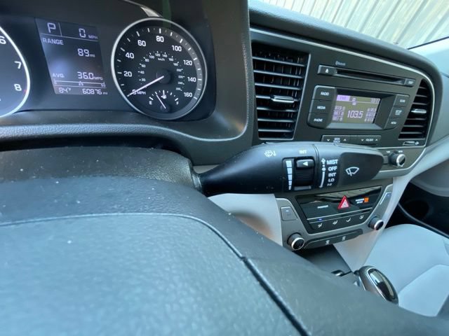 Used 2018 Hyundai Elantra SE w/ Cargo Package FWD image 27