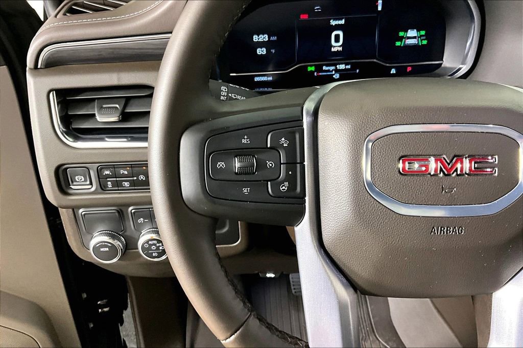 Used 2024 GMC Yukon SLT w/ SLT Luxury Package RWD image 10