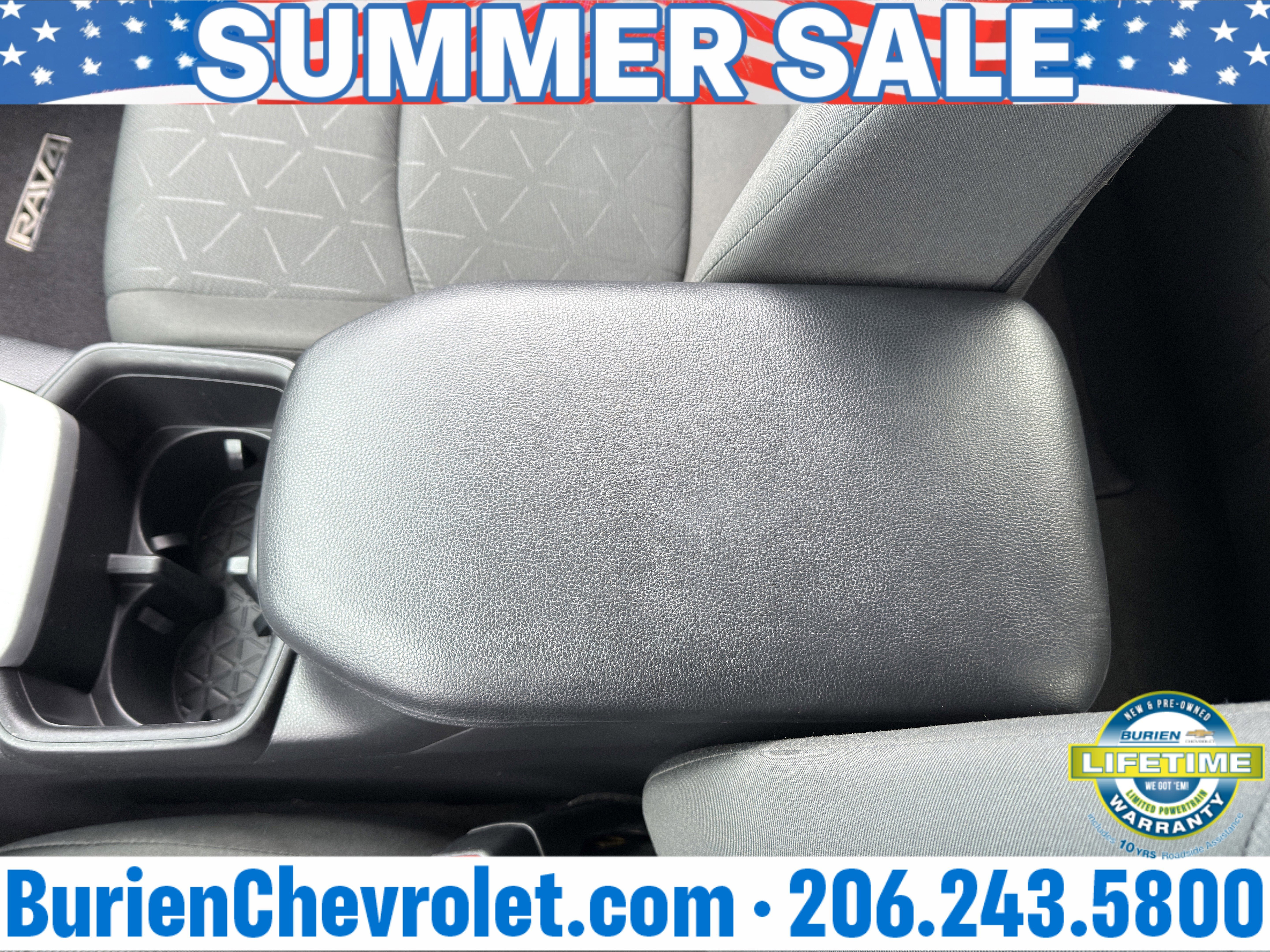 Used 2023 Toyota RAV4 XLE AWD/4WD image 18