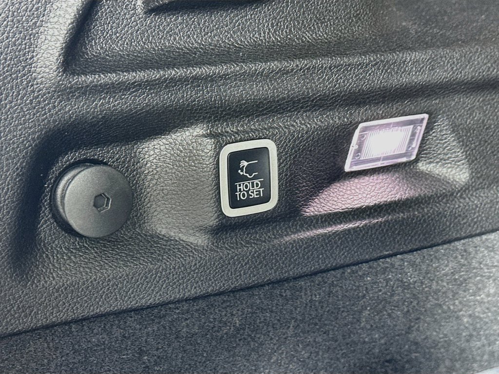 Used 2024 Jeep Grand Cherokee L Summit AWD/4WD image 34