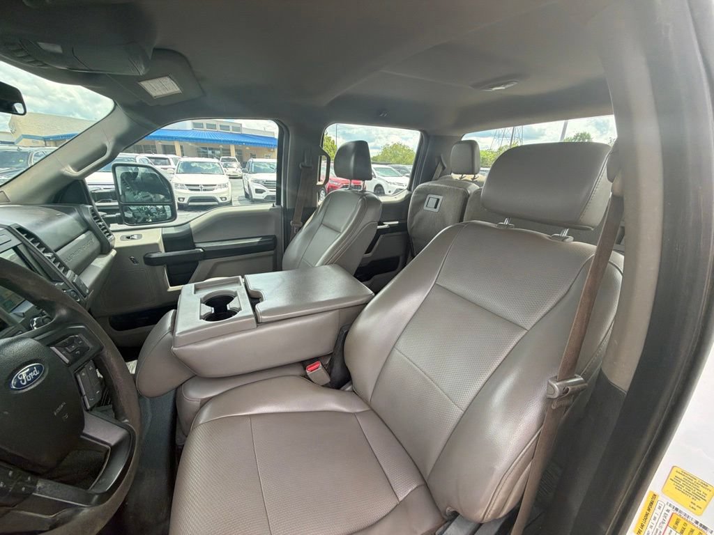 Used 2017 Ford F250 XL w/ Power Equipment Group RWD image 2