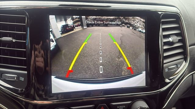 Used 2020 Jeep Grand Cherokee High Altitude image 18