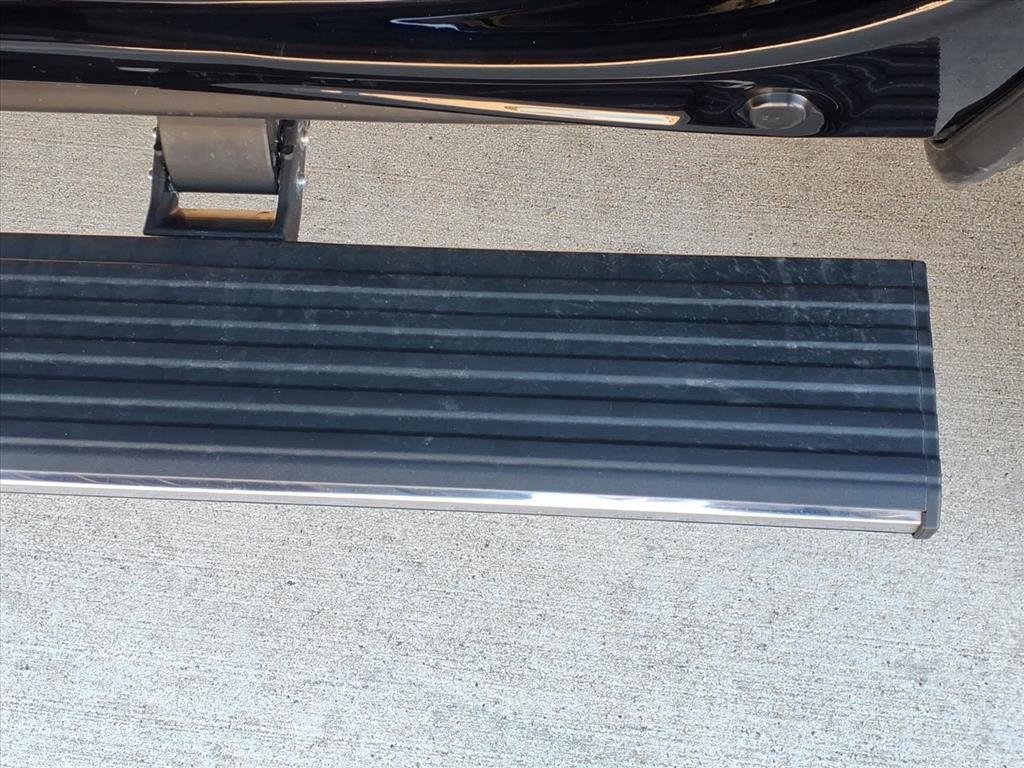 Used 2020 Ford Expedition Platinum image 11