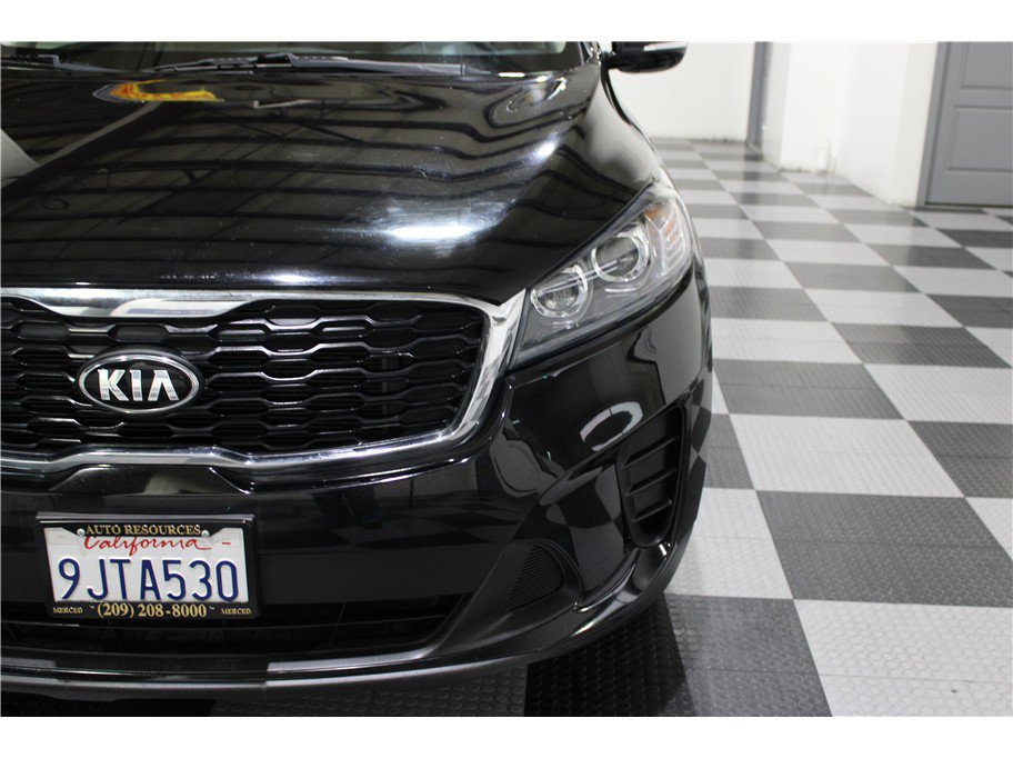 Used 2020 Kia Sorento LX image 8
