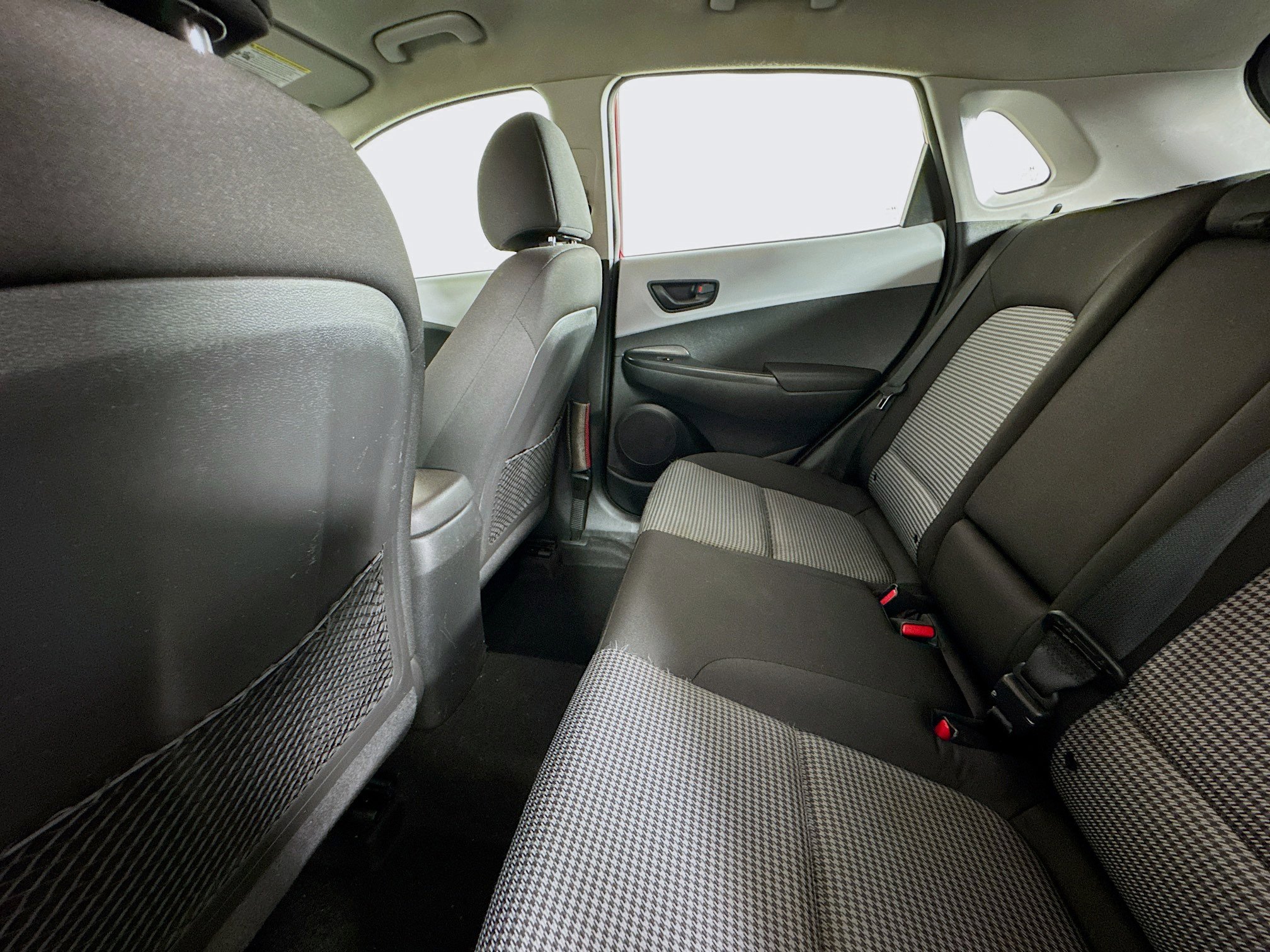 Used 2020 Hyundai Kona SE image 23