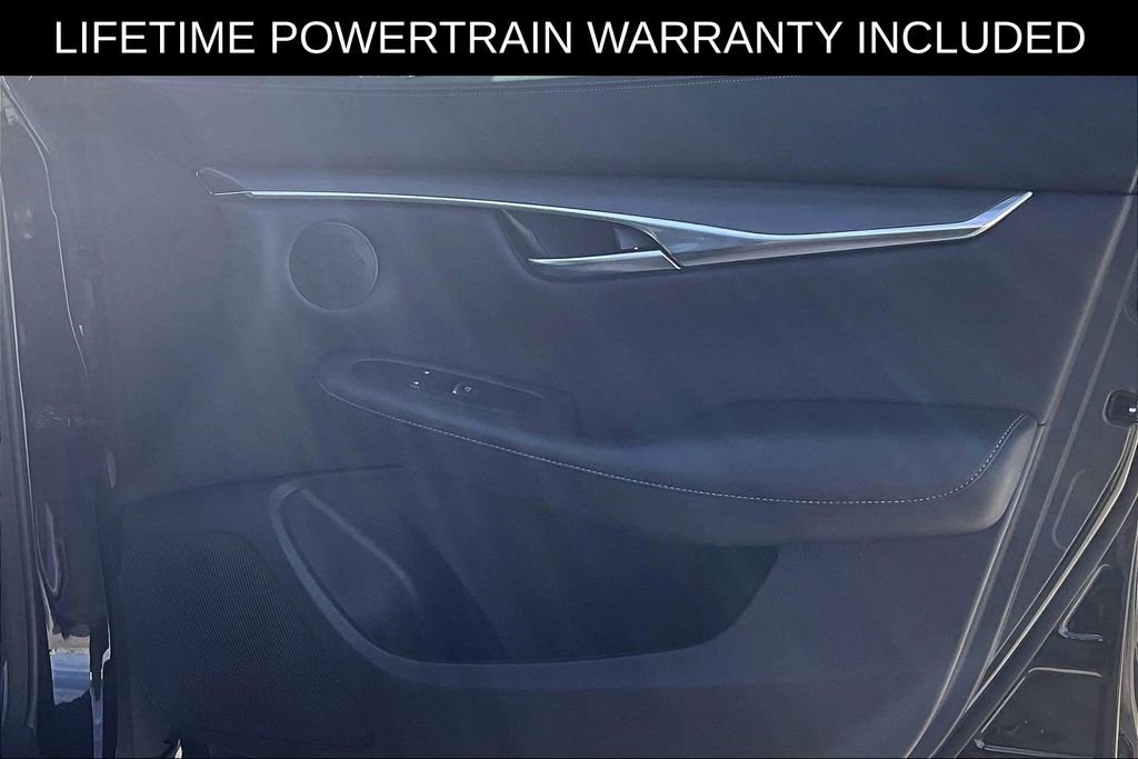 Certified 2025 INFINITI QX50 Luxe image 23