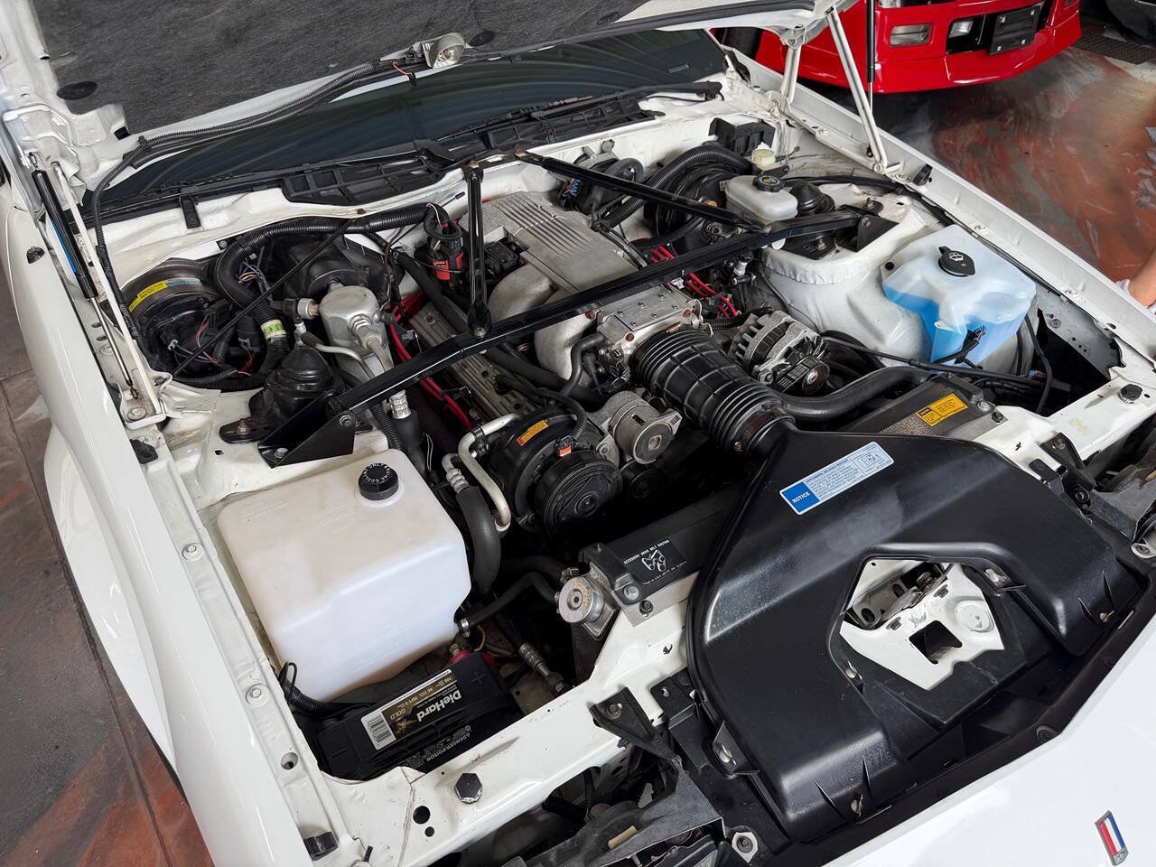 Used 1991 Chevrolet Camaro Z28 RWD image 25
