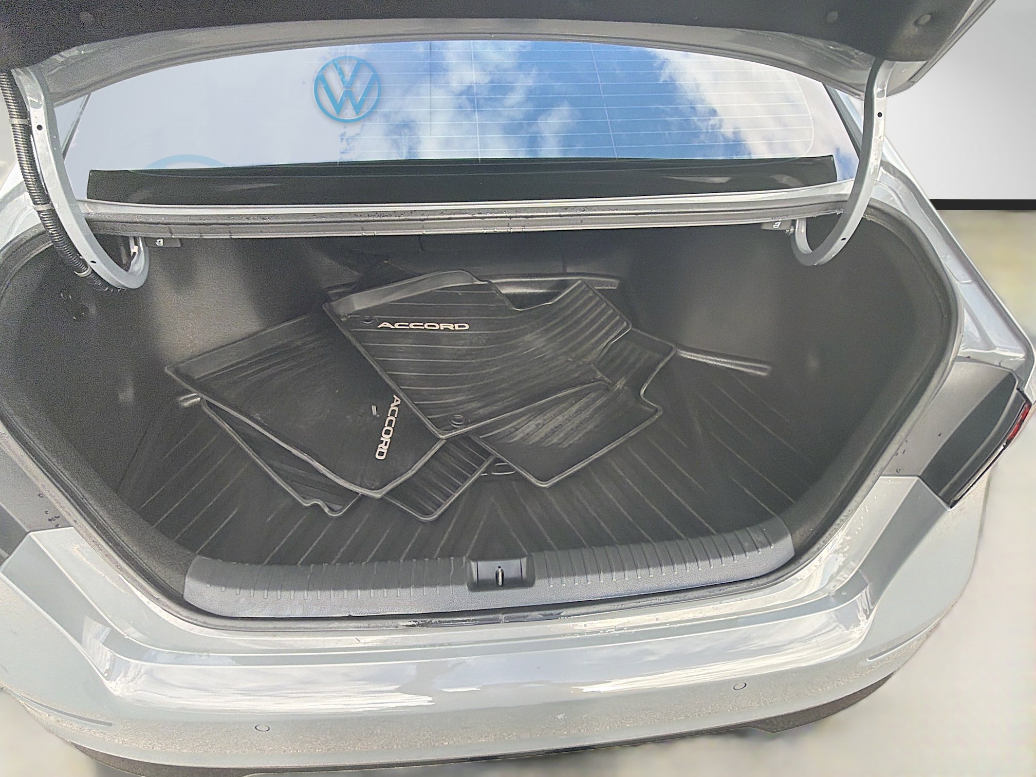 Used 2023 Honda Accord Touring image 27