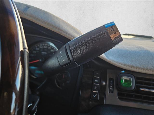 Used 2009 GMC Yukon Denali image 13