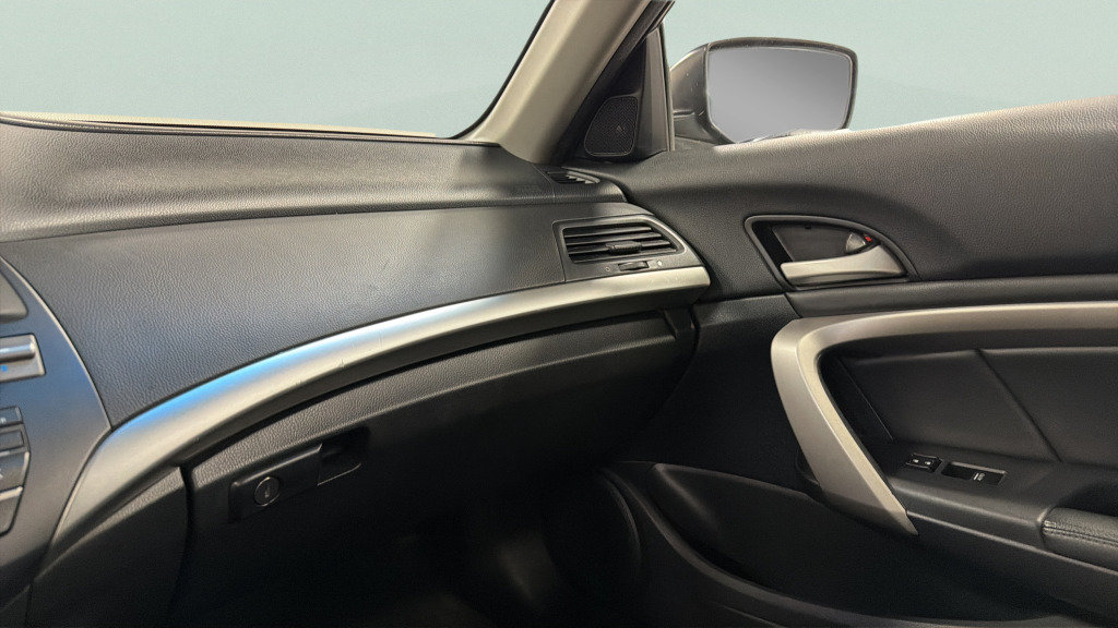 Used 2010 Honda Accord EX-L image 32