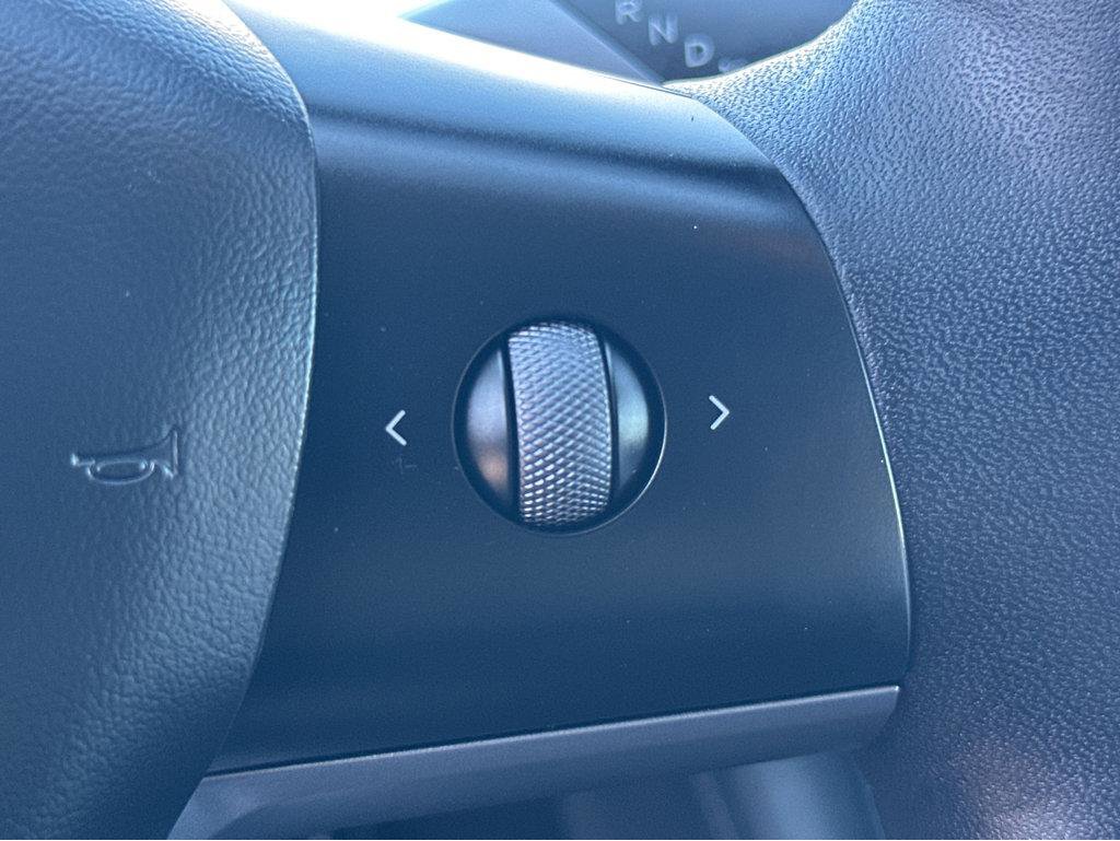 Used 2023 Tesla Model Y Long Range image 22