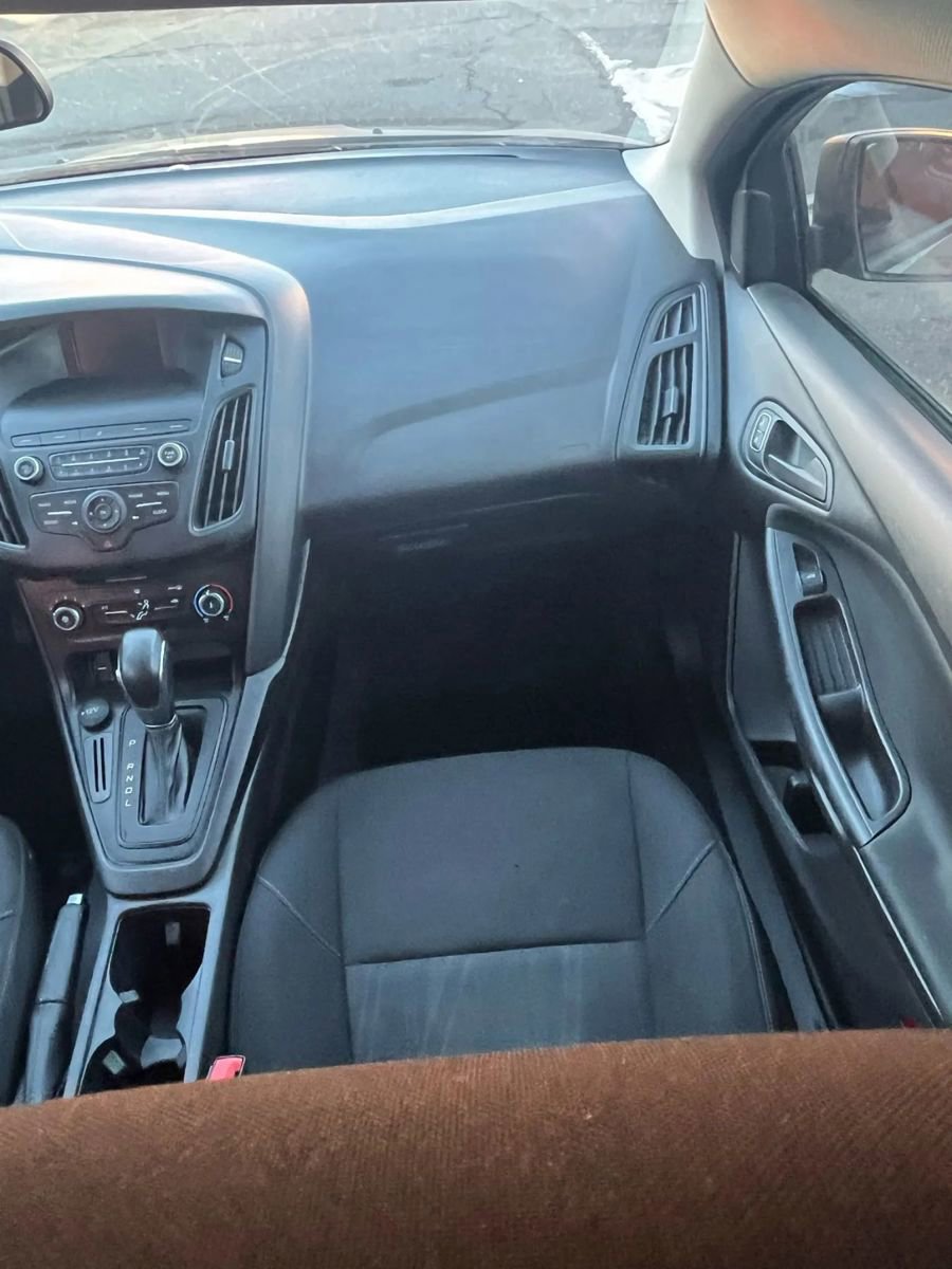 Used 2018 Ford Focus S image 29