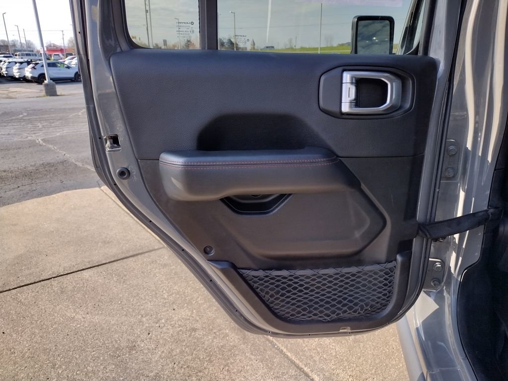 Used 2022 Jeep Gladiator Rubicon w/ LED Lighting Group AWD/4WD image 24