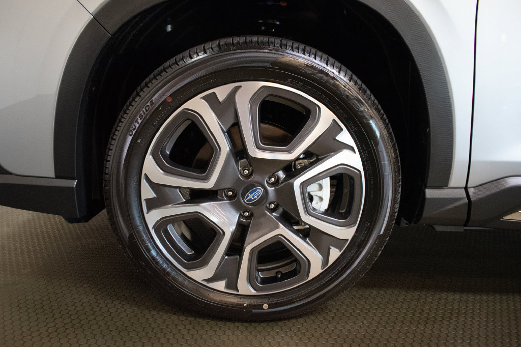 New 2027 Subaru Ascent Limited AWD/4WD image 9