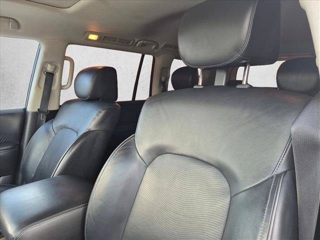 Used 2017 INFINITI QX80 4WD w/ Driver Assistance Package image 11