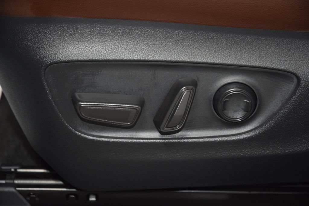 Used 2024 Toyota Land Cruiser w/ Premium Package AWD/4WD image 43