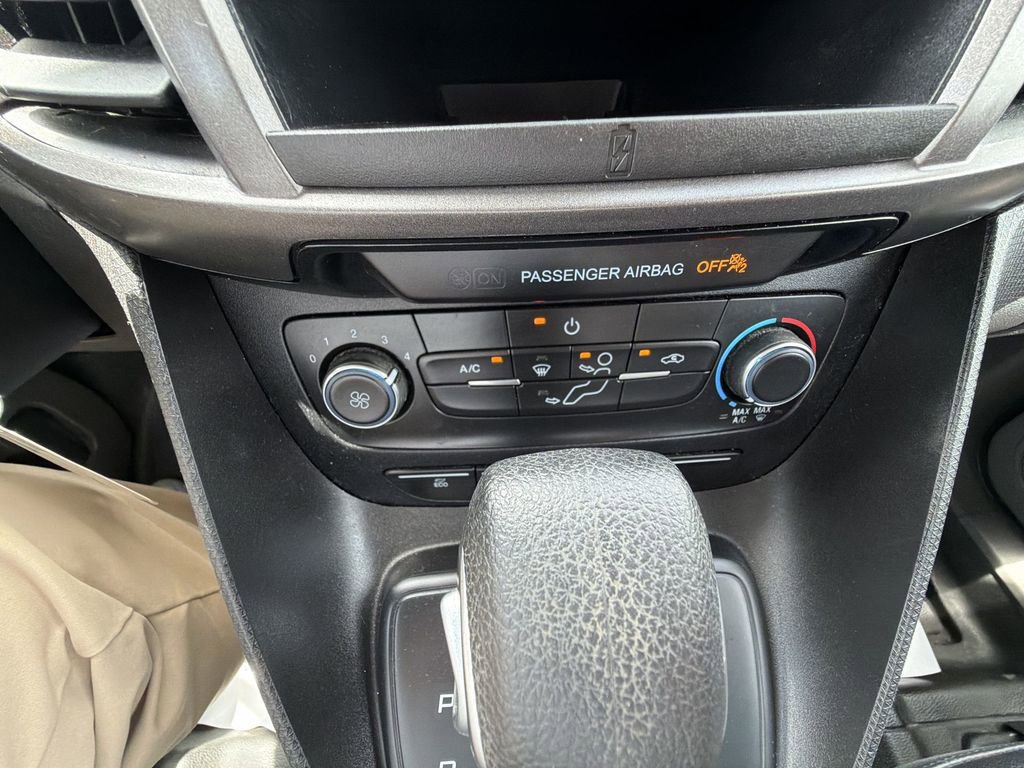 Used 2020 Ford Transit Connect XL FWD image 24