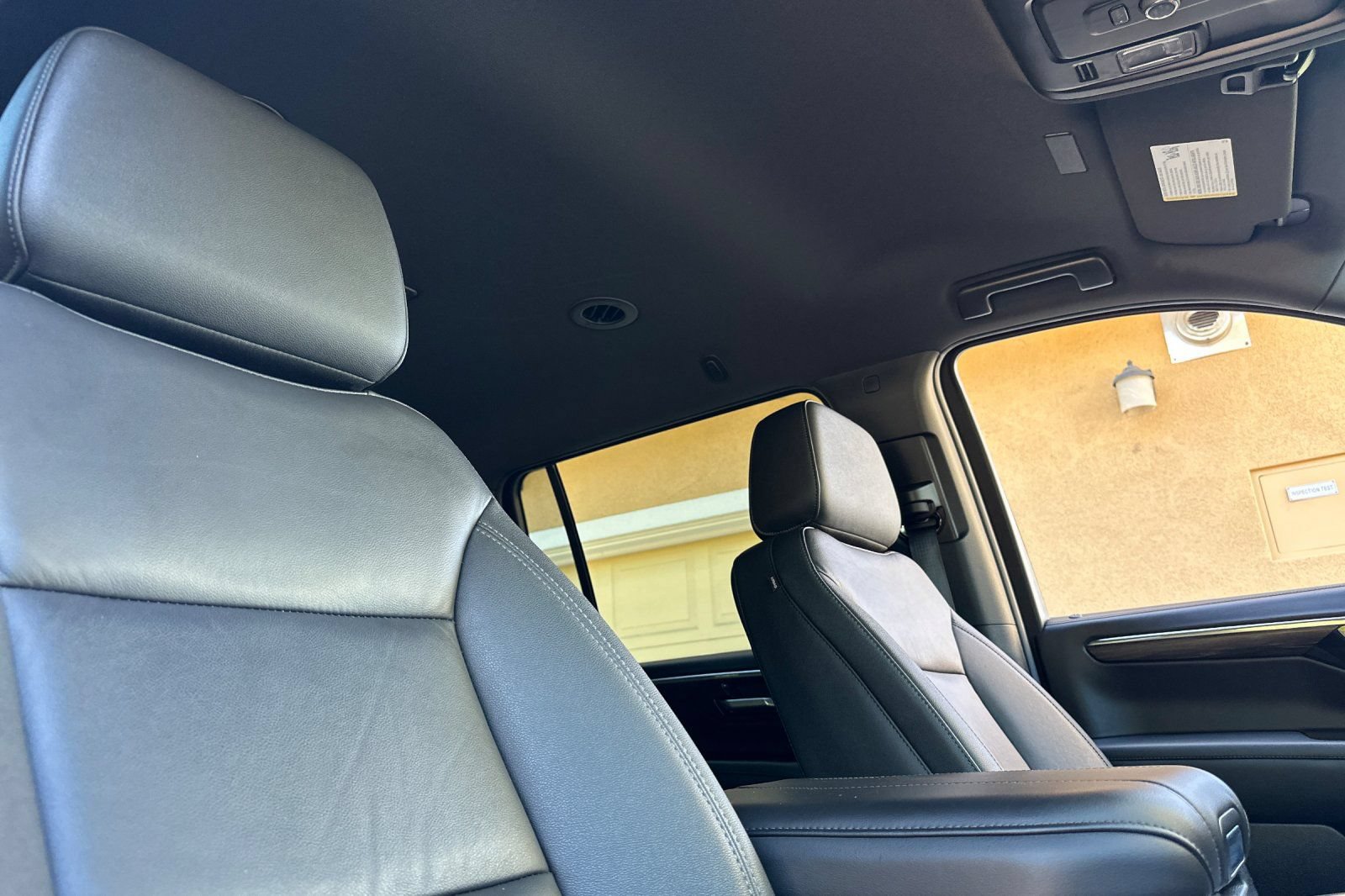 Used 2025 Chevrolet Suburban LT AWD/4WD image 18
