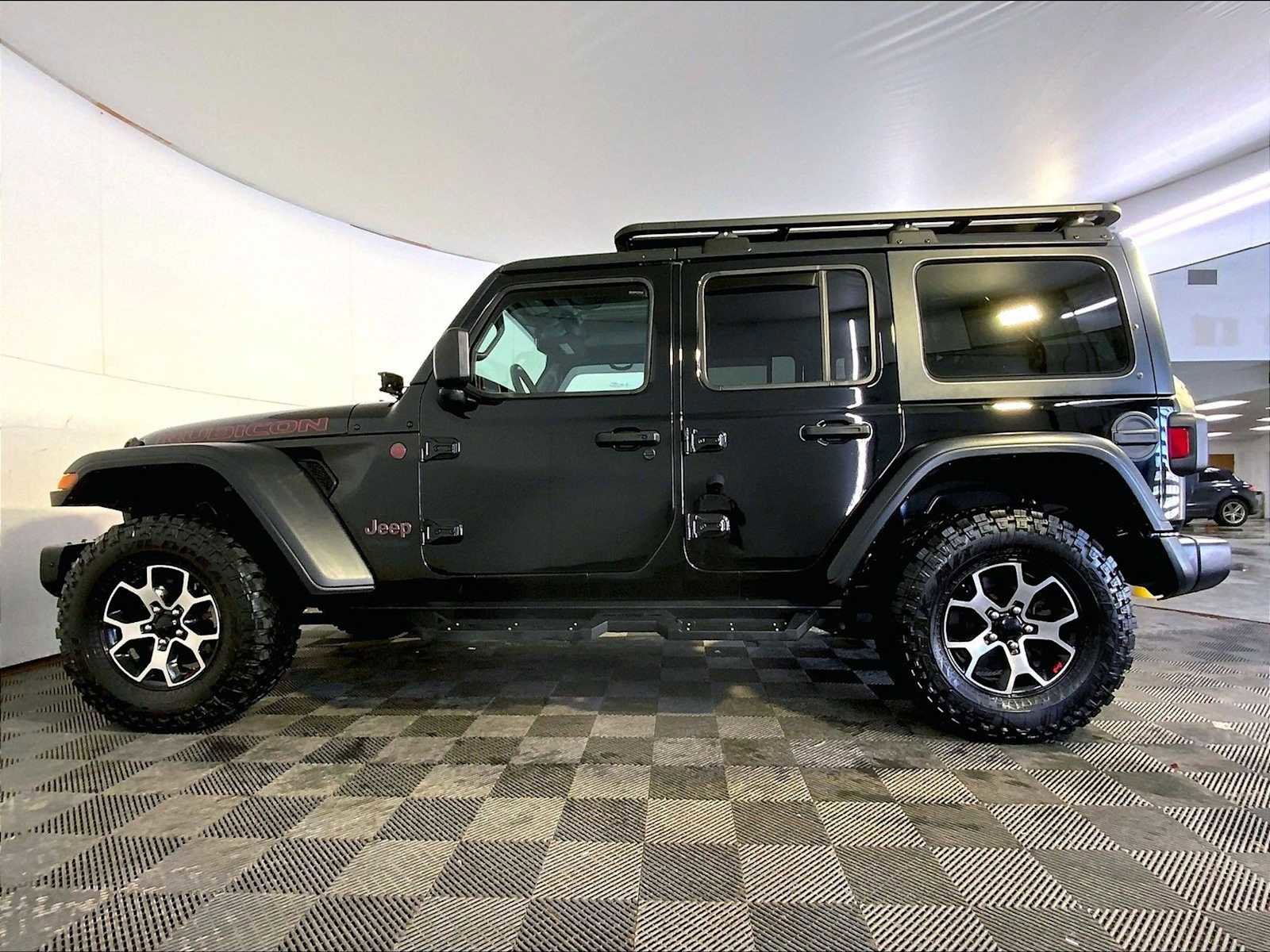 Used 2020 Jeep Wrangler Unlimited Rubicon w/ Dual Top Group image 2