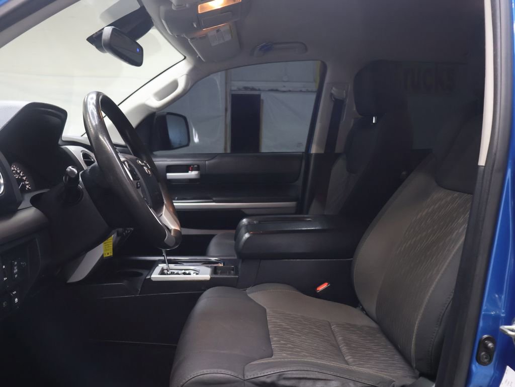 Used 2018 Toyota Tundra SR5 w/ TRD Off Road Package AWD/4WD image 17