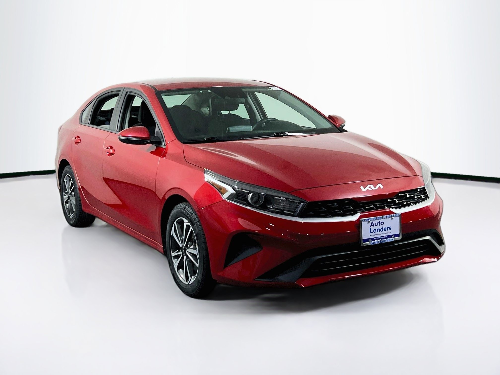 Used 2024 Kia Forte LXS w/ LXS Technology Package FWD image 3