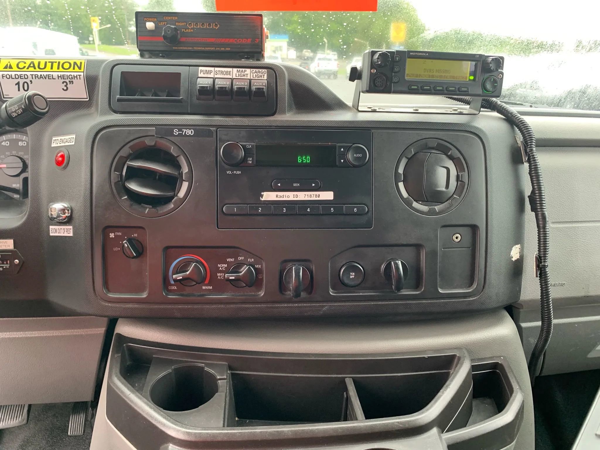 Used 2013 Ford E-350 and Econoline 350 Super Duty image 12