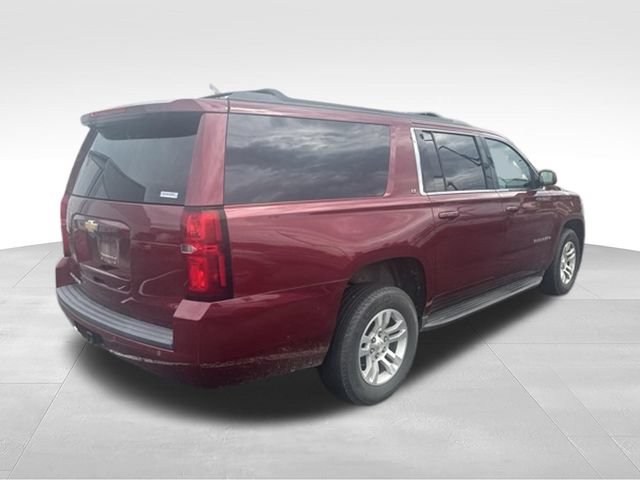Used 2018 Chevrolet Suburban LT AWD/4WD image 14