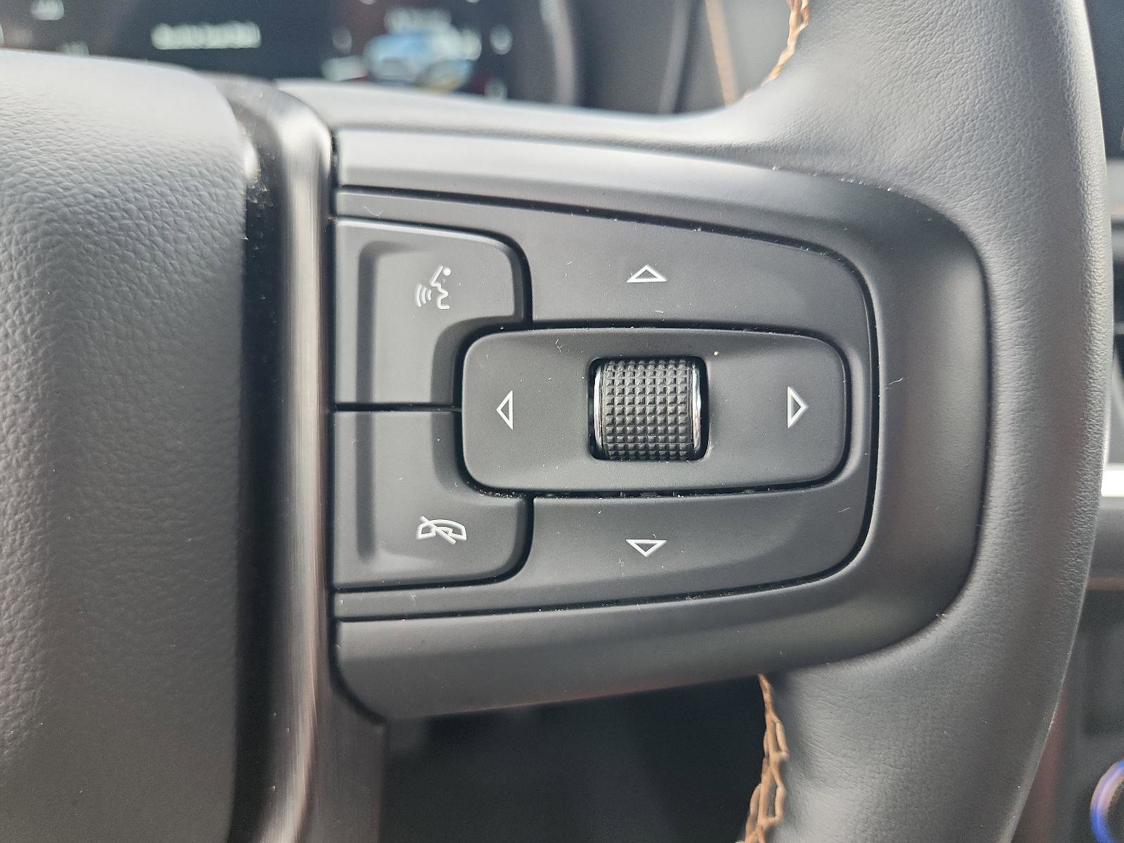 Certified 2024 GMC Yukon XL AT4 w/ AT4 Premium Package AWD/4WD image 26