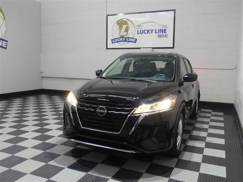 Used 2024 Nissan Kicks S FWD image 4
