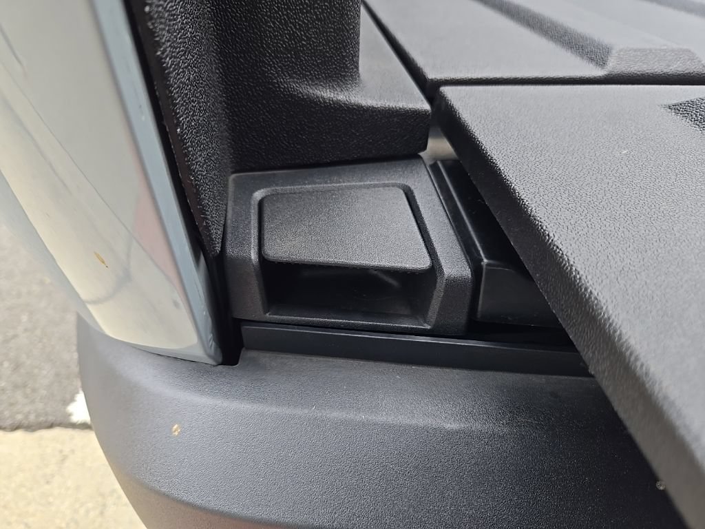 Used 2025 Rivian R1T Adventure AWD/4WD image 52