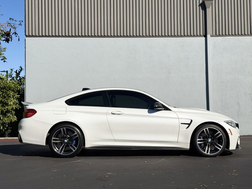 Used 2018 BMW M4 Coupe image 10
